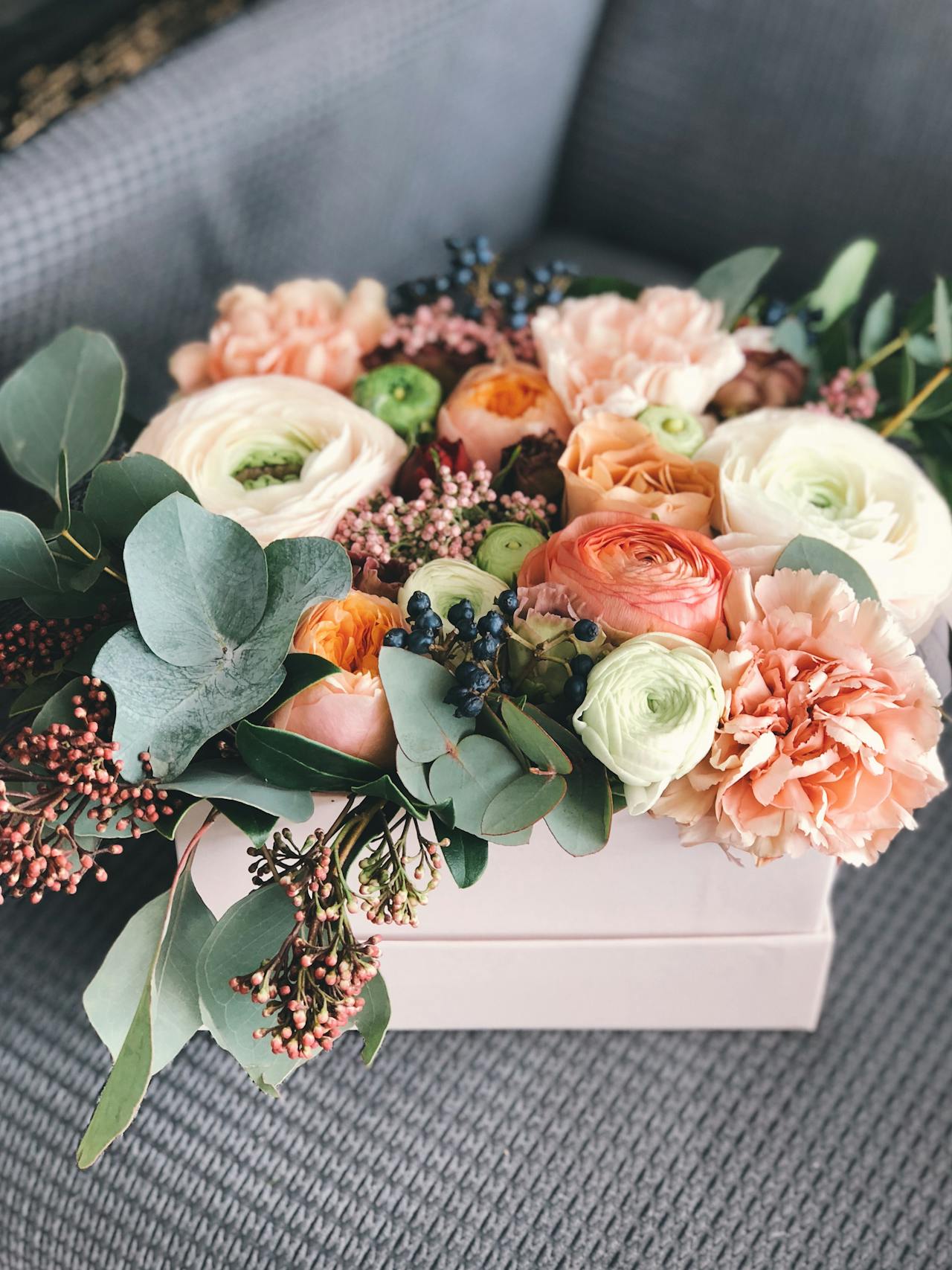 Unveiling the Magic: The Difference Between Preserved Flowers and Dried Flowers